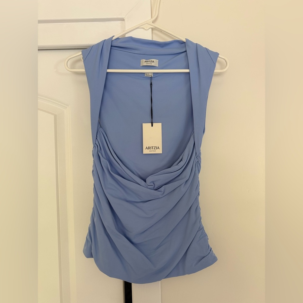 Aritzia Contour Flourish Top in Day Flower Blue - Large